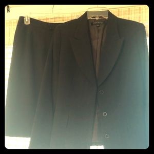 Anne Klein Skirt Suit